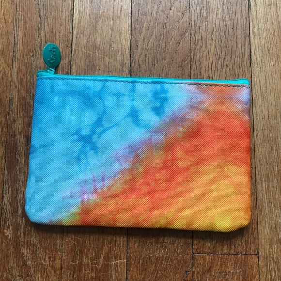Ipsy Tie Dye Cosmetic Bag - Picture 2 of 3